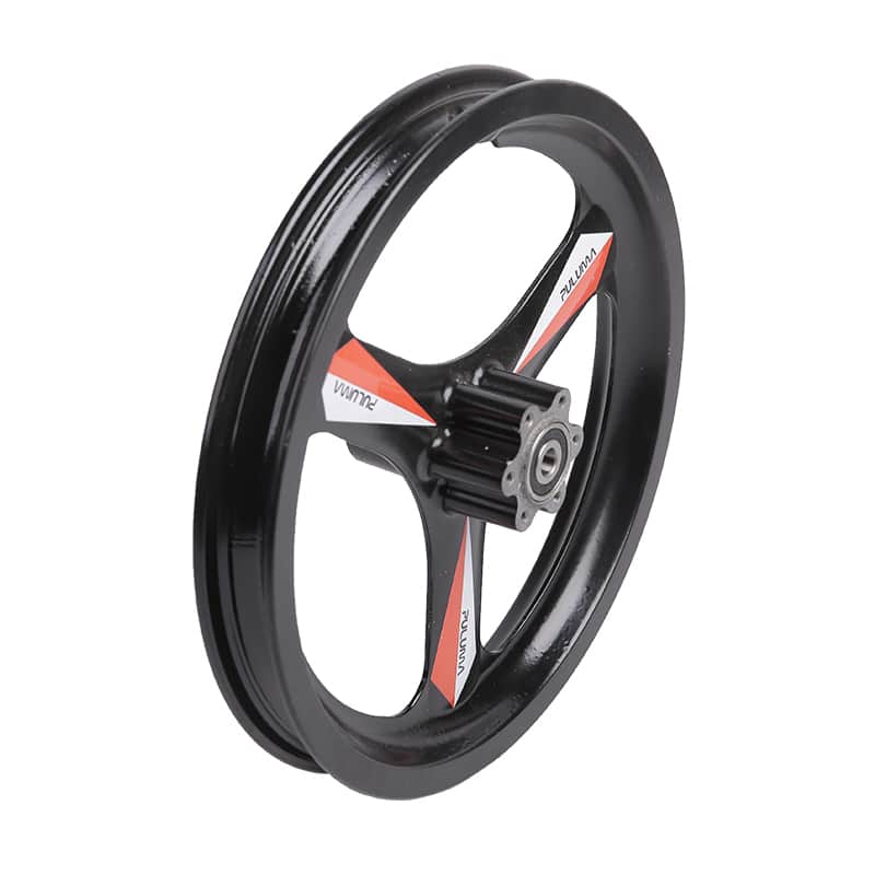 Pourquoi la roue moteur est-elle une composante centrale indispensable dans le transport moderne?